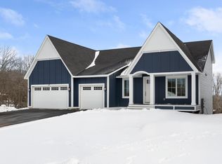 730 Ensconced Way, Chaska, MN 55318