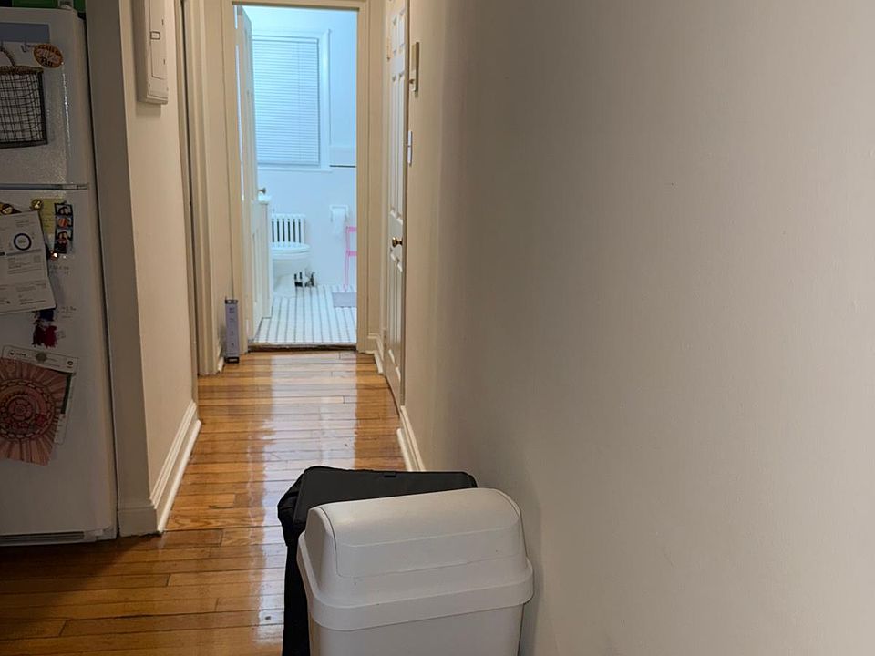 1st image of 4854 Macarthur Blvd NW #301