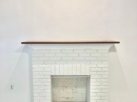 5th image of 1743 Central Ave