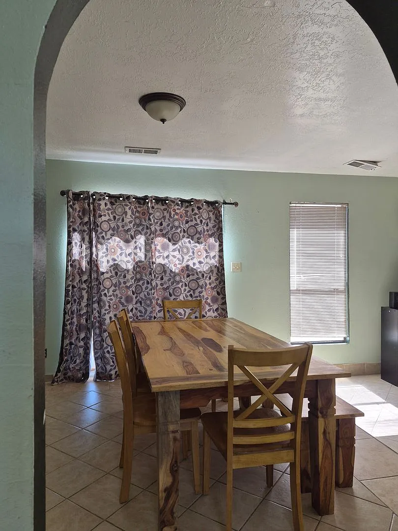 Partially Furnished — Photo 4