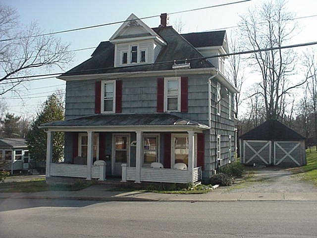 2nd image of 26 Church St E