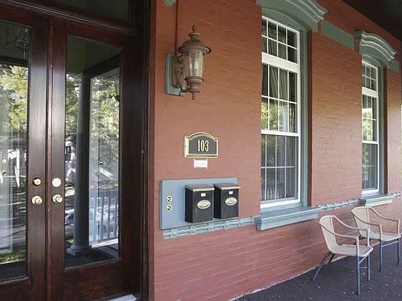 2nd image of 103 S Lake Ave APT 2