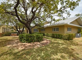 11820 SW 62nd Pl, Pinecrest, FL 33156