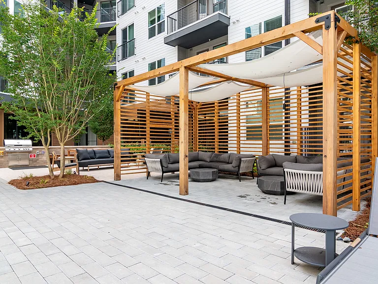 North Building Poolside Cabanas & Grill