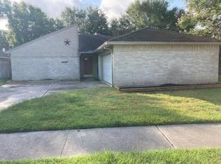 21318 Meadowhill Dr, Spring, TX 77388