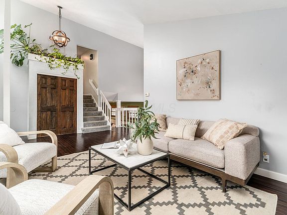 2nd image of 7121 Medallion Ct