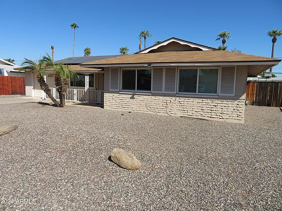 2nd image of 11002 W OAKMONT Drive