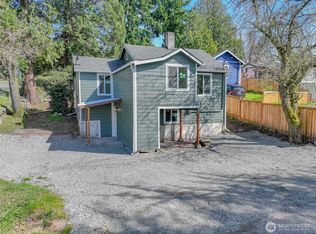 1023 SW Roxbury Street, Seattle, WA 98106