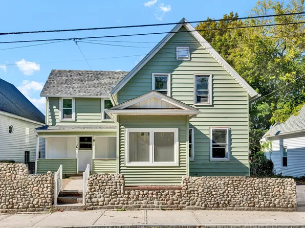 68 Division Street, Norwich, CT 06360