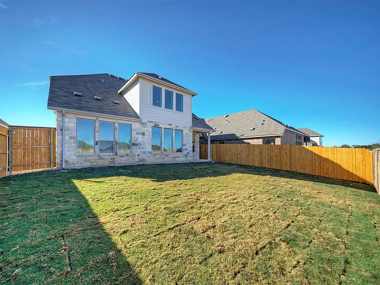 2428 Demorse Dr — Photo 23