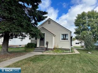 1225 13th St S, Virginia, MN 55792