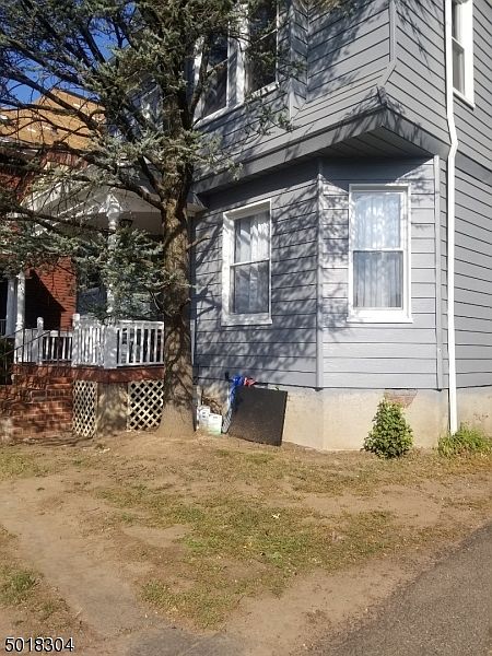 1st image of 90 S Grove St