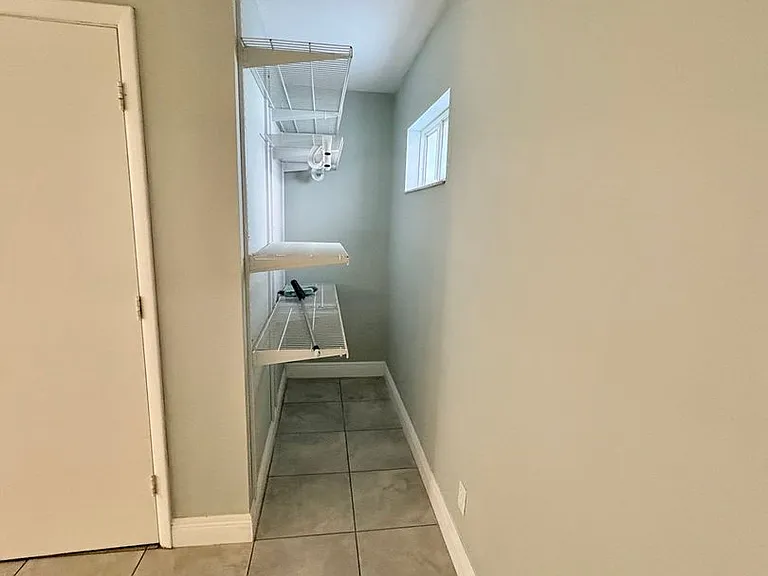 1395 Neptune Rd #B — Photo 12
