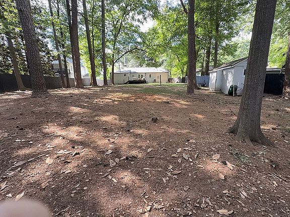 2nd image of 2307 N Decatur Rd
