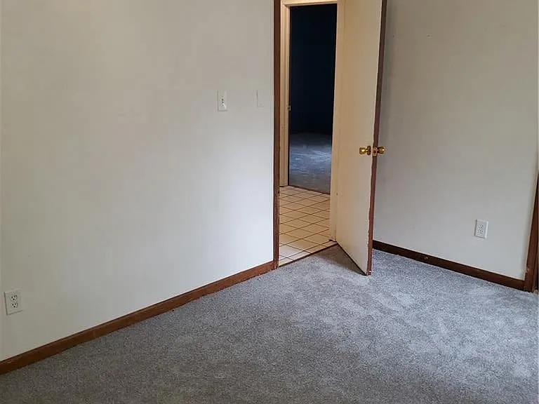 953 Dallas Ct — Photo 28
