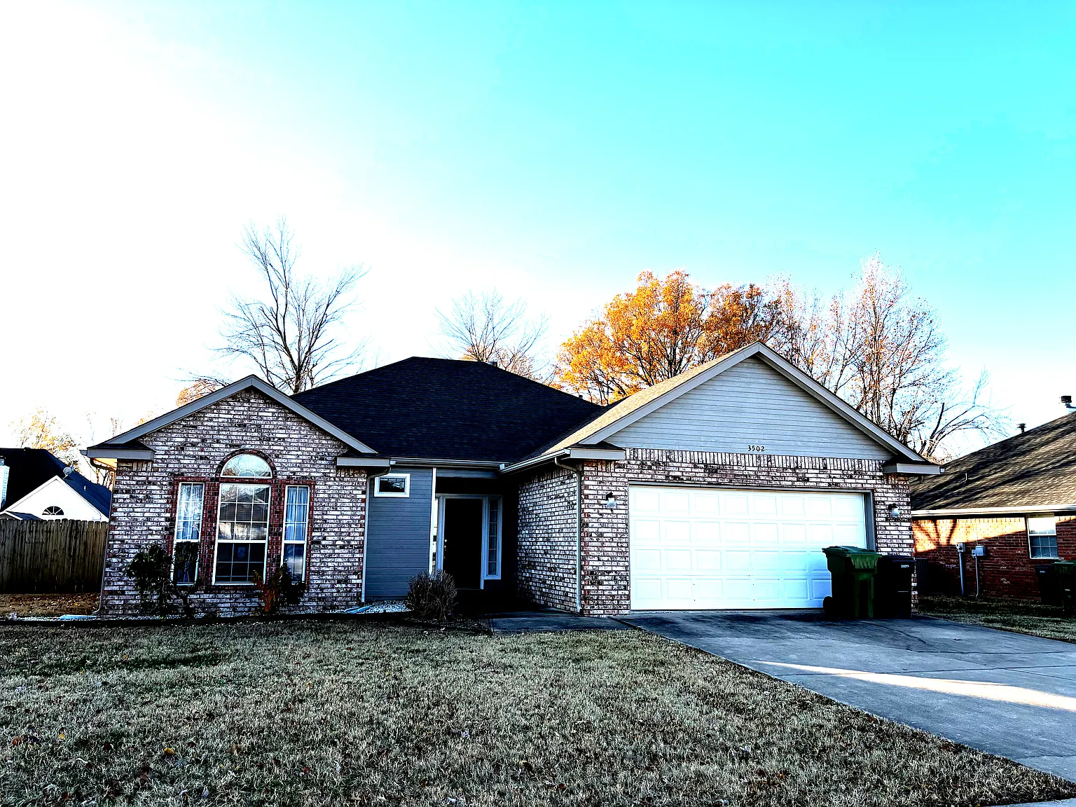 3 bed, 1597 sqft, $1,950 — Photo 1