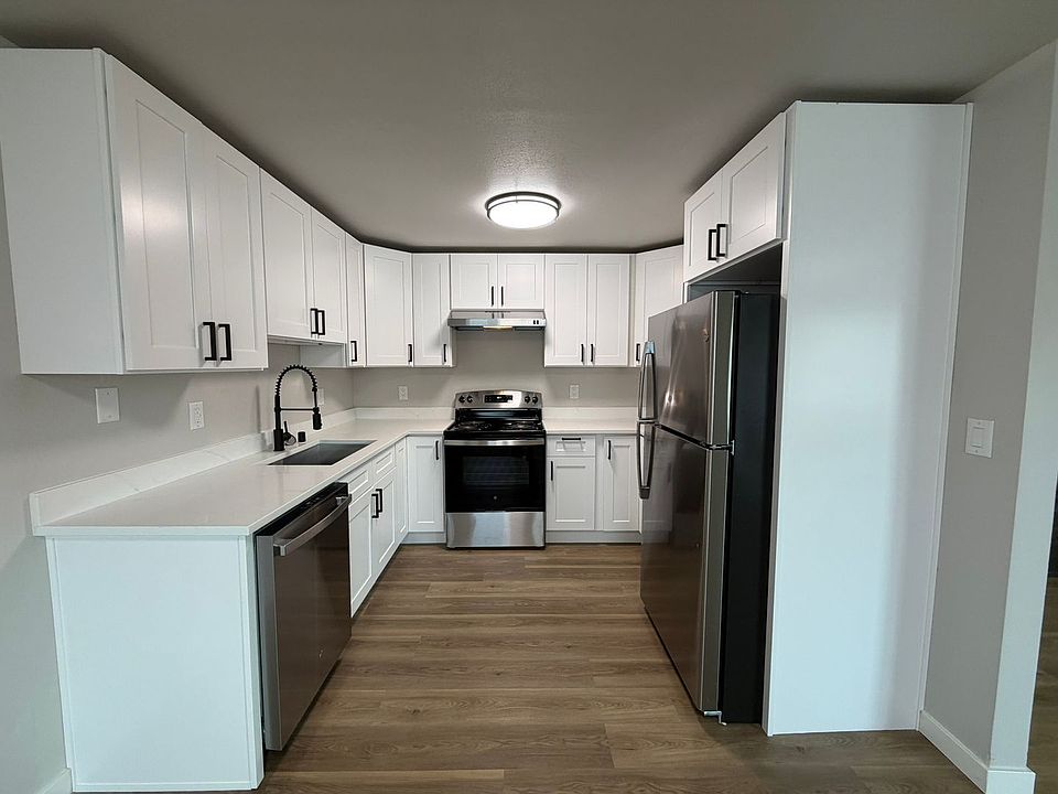 1st image of 8614 8th Ave W APT D