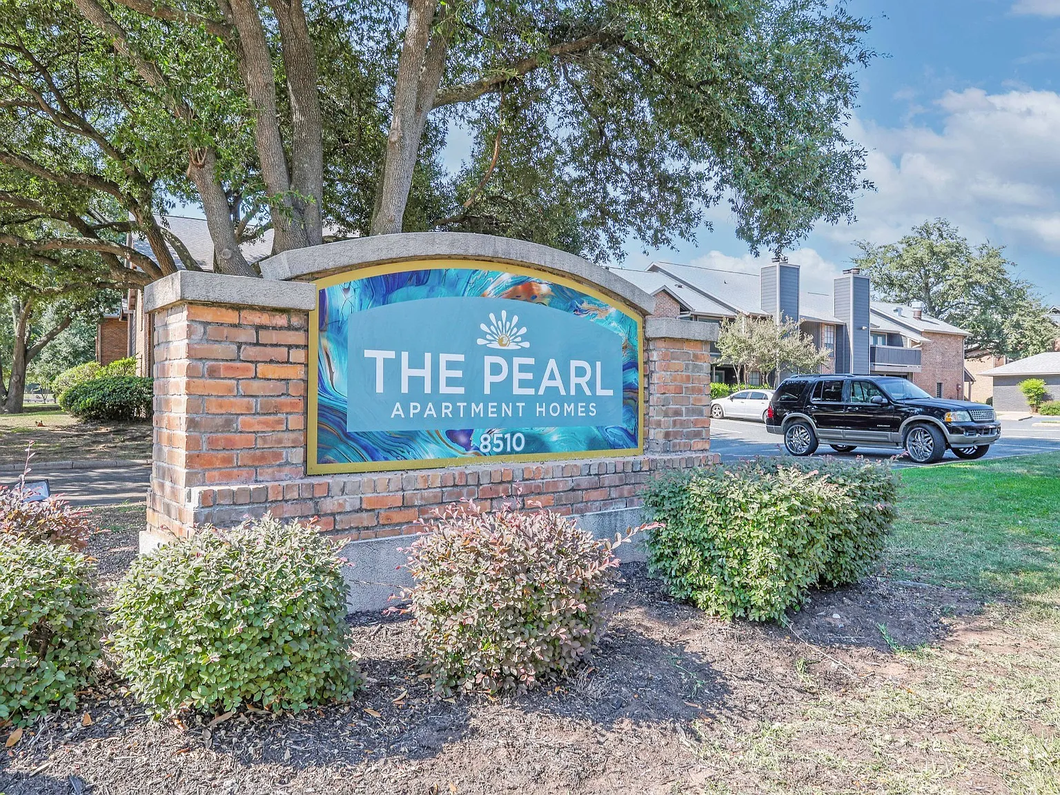 The Pearl — Photo 4
