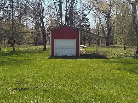 5th image of 11779 Dunn Rd