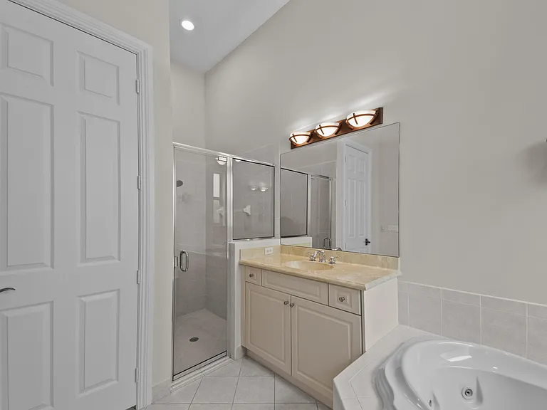 9875 Palma Vista Way — Photo 20