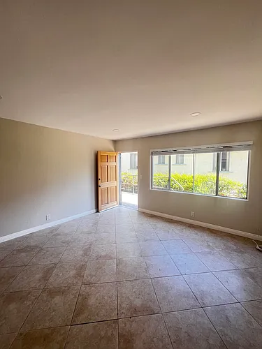 1035 S Alma St #2 Photo 1