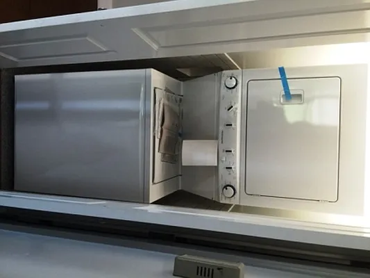 Rented by Rock Realty | media 35