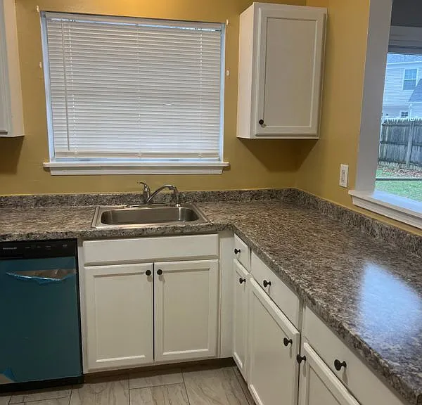 202 Jennifer Dr — Photo 12
