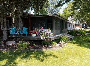 6711 Paradise Park Dr, Saranac, MI 48881