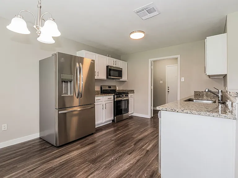 7727 Painted Desert Dr — Photo 7