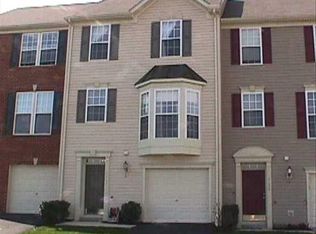 6993 S Sentinel Ln, York, PA 17403