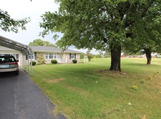 249 Carthage Rd, Red Boiling Springs, TN 37150