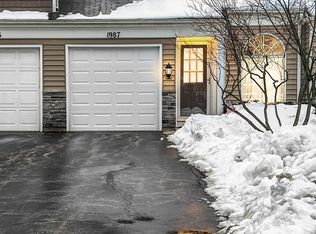 1987 Muirfield Cir, Elgin, IL 60123