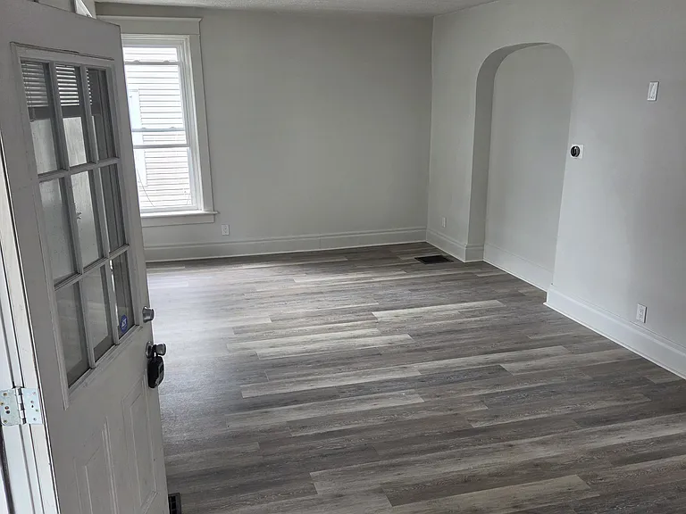1245 Wheeling Ave — Photo 8