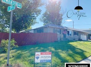 404 Swanton Ave, Casper, WY 82609