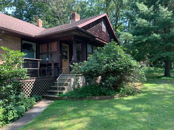 2420 Applebutter Rd #2420, Hellertown, PA 18055