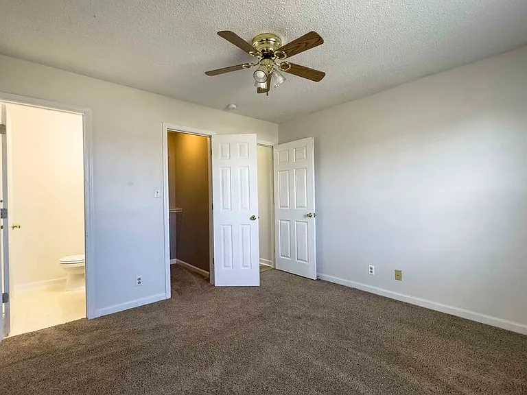1028 Bush Ave — Photo 22