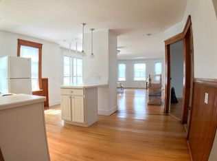 7 Jones St #3, Worcester, MA 01604