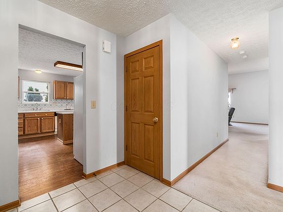 4th image of 8060 Gladshire Blvd