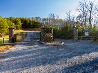 780 Stewart Rd, Graysville, TN 37338