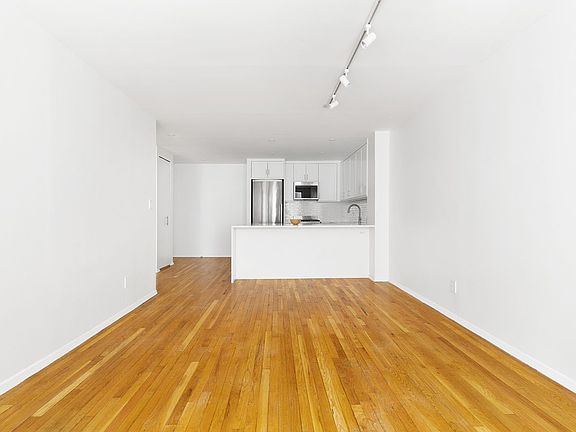 5th image of 366 W 11th St APT 4C