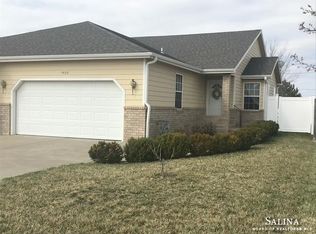 1405 Sierra Dr, Salina, KS 67401