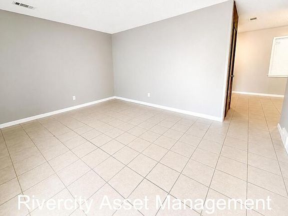 2nd image of 4180 Kerwin Dr