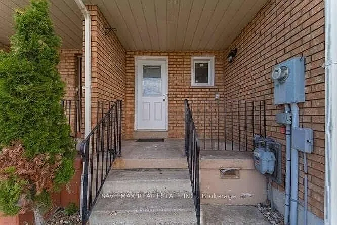 4 bed, $4,000 — Photo 2