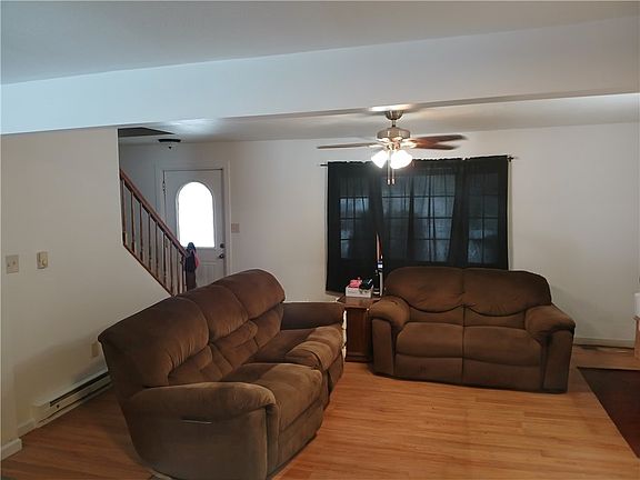 4th image of 2859 Grandview Dr