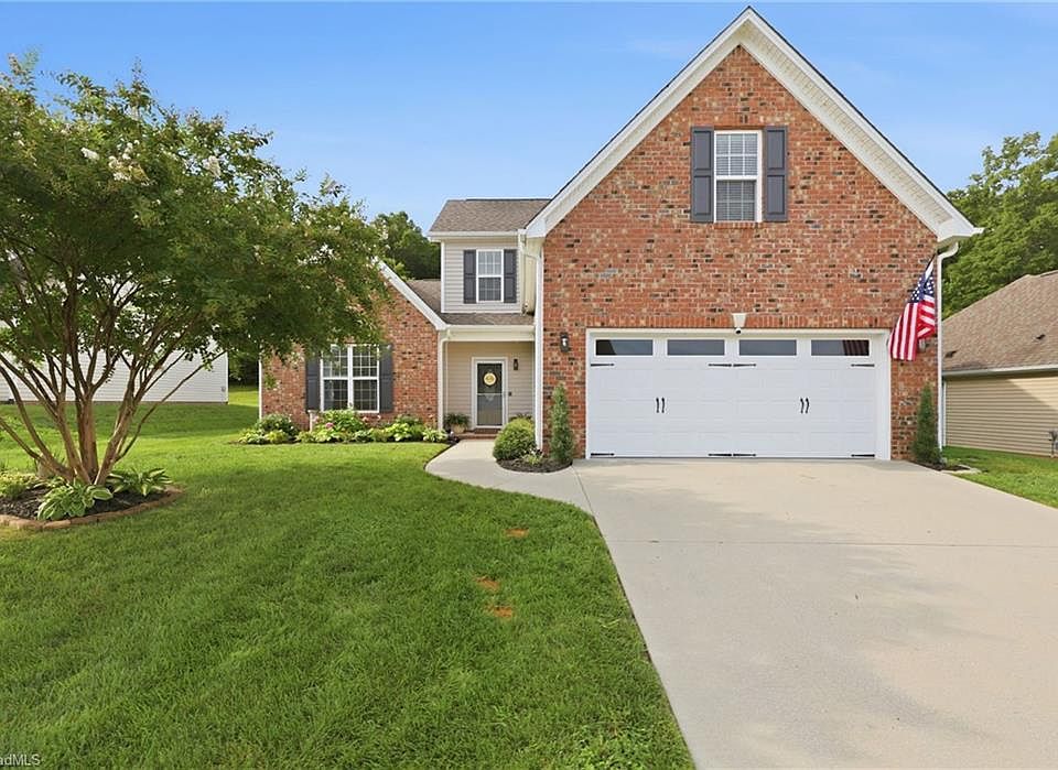 1st image of 3038 Cullens Dr