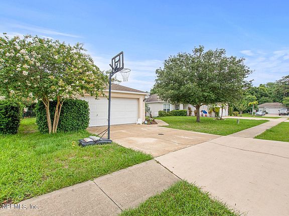 3rd image of 444 Chelsye Meadow Ct