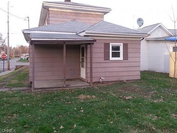 4th image of 560 W 1st St