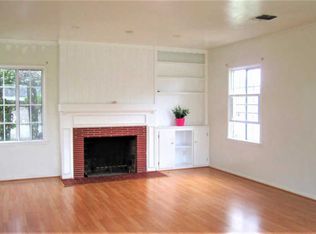 5509 Woodman Ave, Van Nuys, CA 91401