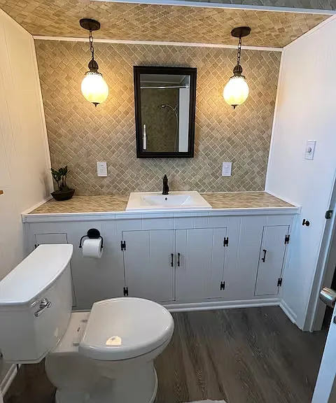 3 Roxborough Ave — Photo 18
