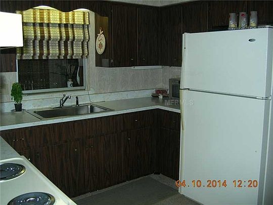 5th image of 1049 Eagles Nest Ave